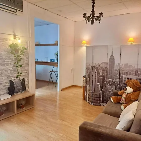 Homestay Privada En La Rambla De Cataluna Barcelona